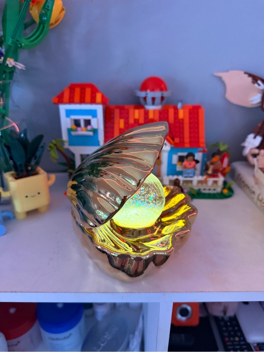 Golden Shell LED Decorative Pearl Light - Picture 2 of 5